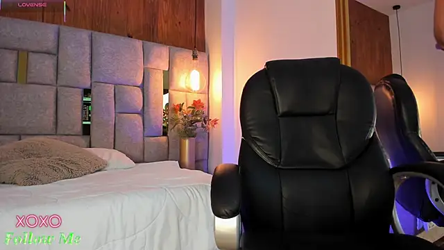 Saori newman online show from 03.19.25