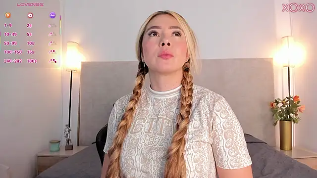 Saori newman online show from 03.30.26