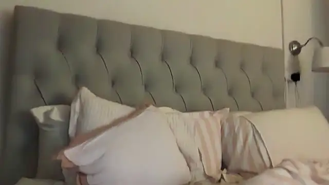 Snapshot of blairbella chatting on 02.09.26 blairbella online show from 02.09.26