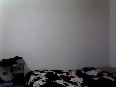 Snapshot of ariana_crazzy chatting on 11.08.25 ariana crazzy online show from 11.08.25