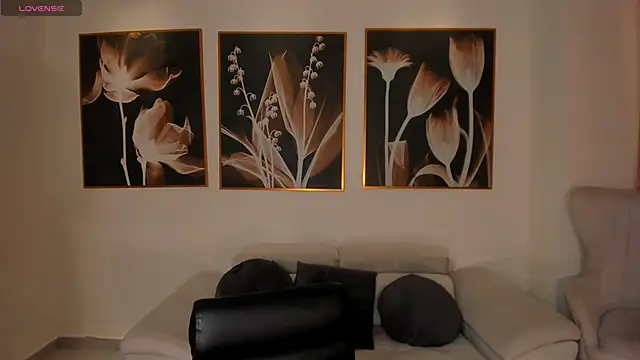 AlinaKravitz online show from 03.28.26