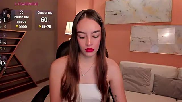 KaiaFerreira online show from 01.25.25