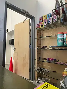 Snapshot of jr91esl chatting on 02.07.25 jr91esl online show from 02.07.25