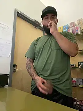 Snapshot of jr91esl chatting on 02.28.25 jr91esl online show from 02.28.25