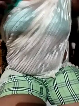 Snapshot of Tamilmayill chatting on 02.08.25 Tamilmayill online show from 02.08.25