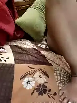 Snapshot of Tamilmayill chatting on 02.13.25 Tamilmayill online show from 02.13.25