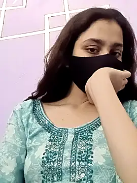 Snapshot of magicmoment00786 chatting on 10.29.25 magicmoment00786 online show from 10.29.25