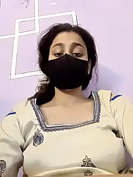 Snapshot of magicmoment00786 chatting on 11.05.25 magicmoment00786 online show from 11.05.25