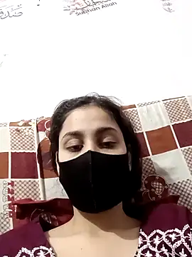 Snapshot of magicmoment00786 chatting on 11.08.25 magicmoment00786 online show from 11.08.25