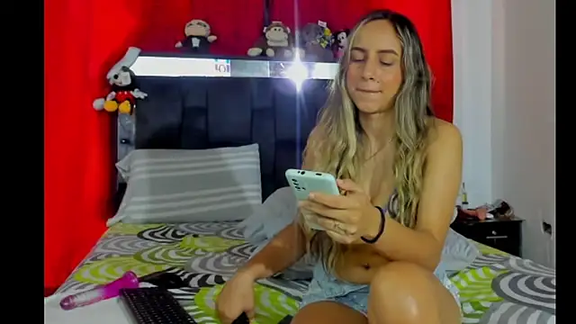 chloe vasquez710 online show from 01.15.25