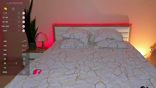 skinny sissss online show from 10.05.25