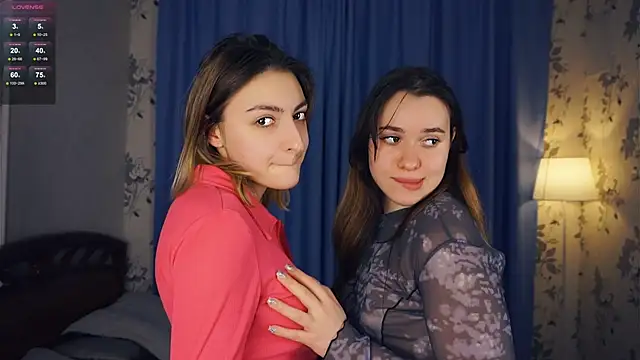 Snapshot of TateDevon chatting on 02.17.25 TateDevon online show from 02.17.25