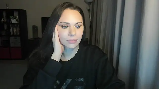 Snapshot of MollyCheiz chatting on 02.28.26 MollyCheiz online show from 02.28.26