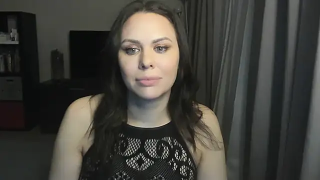 MollyCheiz online show from 04.07.26