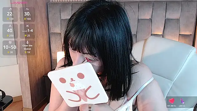 Snapshot of honney_dark chatting on 02.24.26 honney dark online show from 02.24.26