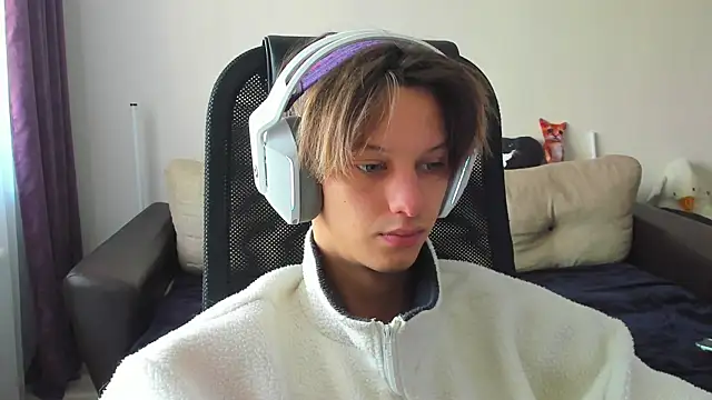 Ostin meow online show from 10.03.25