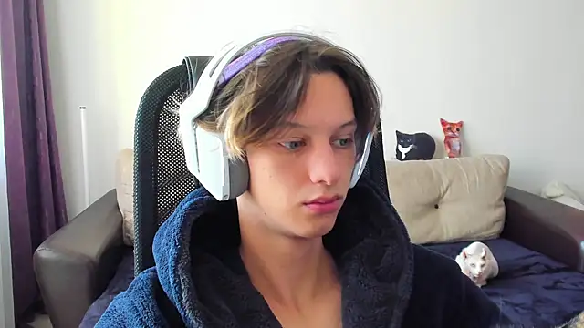 Ostin meow online show from 10.17.25