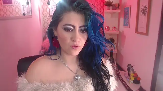 scarleth blue online show from 09.13.25