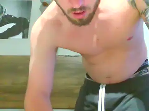 Snapshot of rickyslick123 chatting on 11.01.25 rickyslick123 online show from 11.01.25