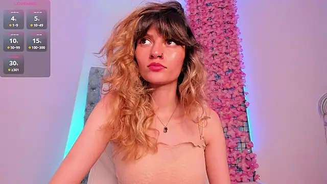 summer sweet  online show from 02.20.25