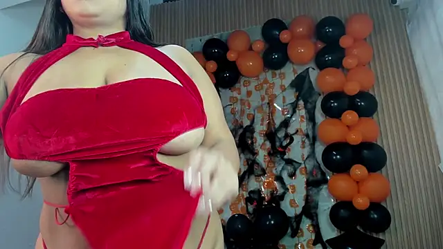 Snapshot of Any_topless chatting on 10.21.25 Any topless online show from 10.21.25