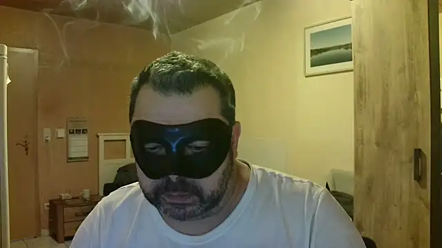 Snapshot of SADOMASKE chatting on 12.06.24 SADOMASKE online show from 12.06.24