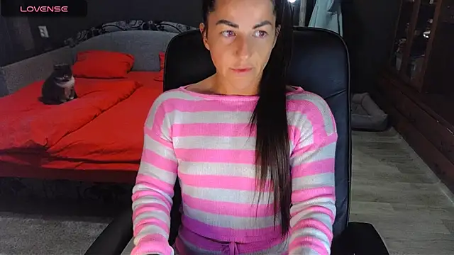 Aria Dl online show from 10.14.25