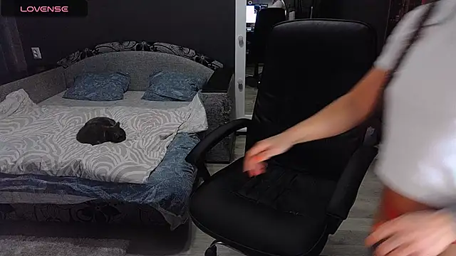 Aria Dl online show from 11.13.25