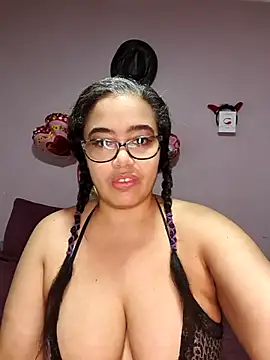 Snapshot of Katrina_The_Kitty chatting on 02.11.25 Katrina The Kitty online show from 02.11.25