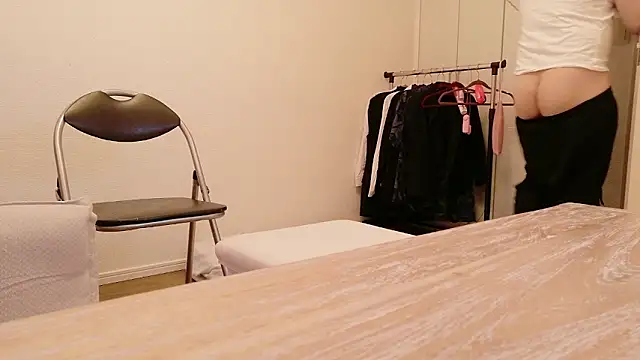 Snapshot of undo-busoku69 chatting on 02.15.26 undo-busoku69 online show from 02.15.26