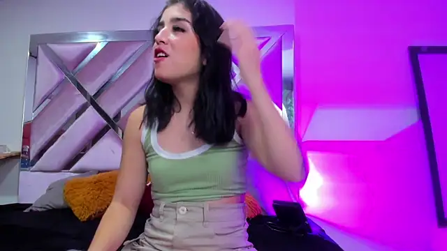 Violeett online show from 12.21.24