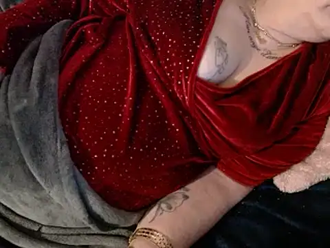 housewife shantie online show from 02.15.25