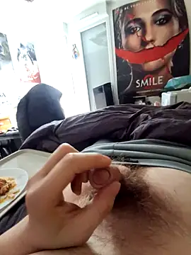 Snapshot of stev3w chatting on 10.05.25 stev3w online show from 10.05.25