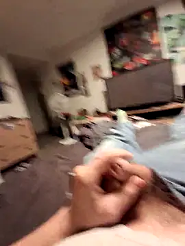 Snapshot of stev3w chatting on 10.29.25 stev3w online show from 10.29.25