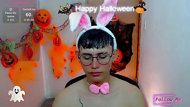 Snapshot of tanjiro_cute chatting on 10.31.25 tanjiro cute online show from 10.31.25