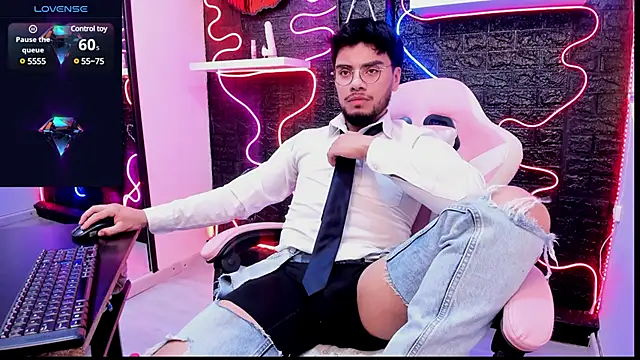 Tommidubois online show from 12.15.24