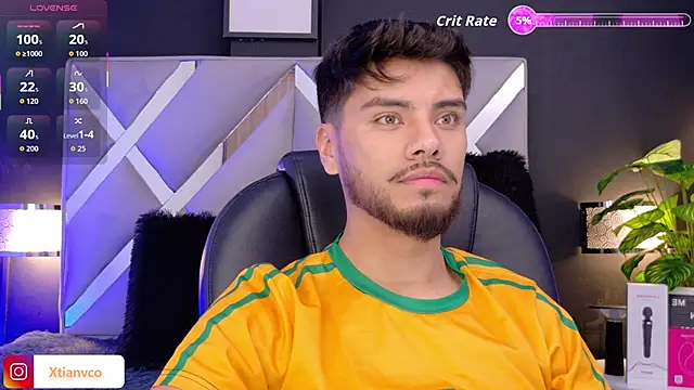 Snapshot of Tommidubois chatting on 09.28.25 Tommidubois online show from 09.28.25