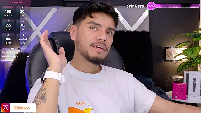 Snapshot of Tommidubois chatting on 10.01.25 Tommidubois online show from 10.01.25