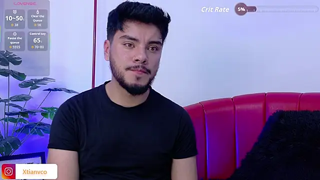 Snapshot of Tommidubois chatting on 10.21.25 Tommidubois online show from 10.21.25