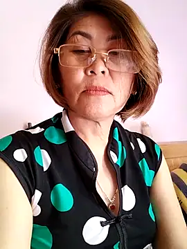 Snapshot of Baby-tits2024 chatting on 12.25.24 Baby-tits2024 online show from 12.25.24