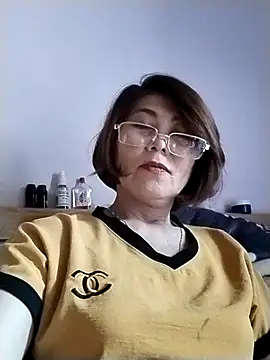 Snapshot of Baby-tits2024 chatting on 12.27.24 Baby-tits2024 online show from 12.27.24