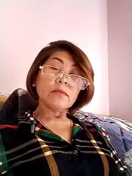 Snapshot of Baby-tits2024 chatting on 01.01.25 Baby-tits2024 online show from 01.01.25