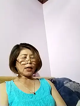 Snapshot of Baby-tits2024 chatting on 01.03.25 Baby-tits2024 online show from 01.03.25