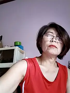 Snapshot of Baby-tits2024 chatting on 09.13.25 Baby-tits2024 online show from 09.13.25