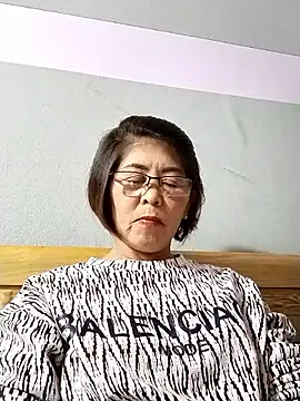 Snapshot of Baby-tits2024 chatting on 09.13.25 Baby-tits2024 online show from 09.13.25