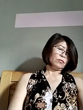 Snapshot of Baby-tits2024 chatting on 11.05.25 Baby-tits2024 online show from 11.05.25