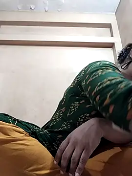 Magical Girl- online show from 11.23.25