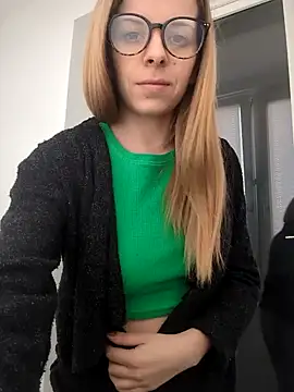 Snapshot of TerrasWildlife chatting on 02.17.25 TerrasWildlife online show from 02.17.25