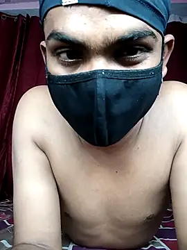 Snapshot of Amzing-Couple chatting on 02.22.25 Amzing-Couple online show from 02.22.25