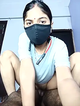 Snapshot of Amzing-Couple chatting on 10.16.25 Amzing-Couple online show from 10.16.25